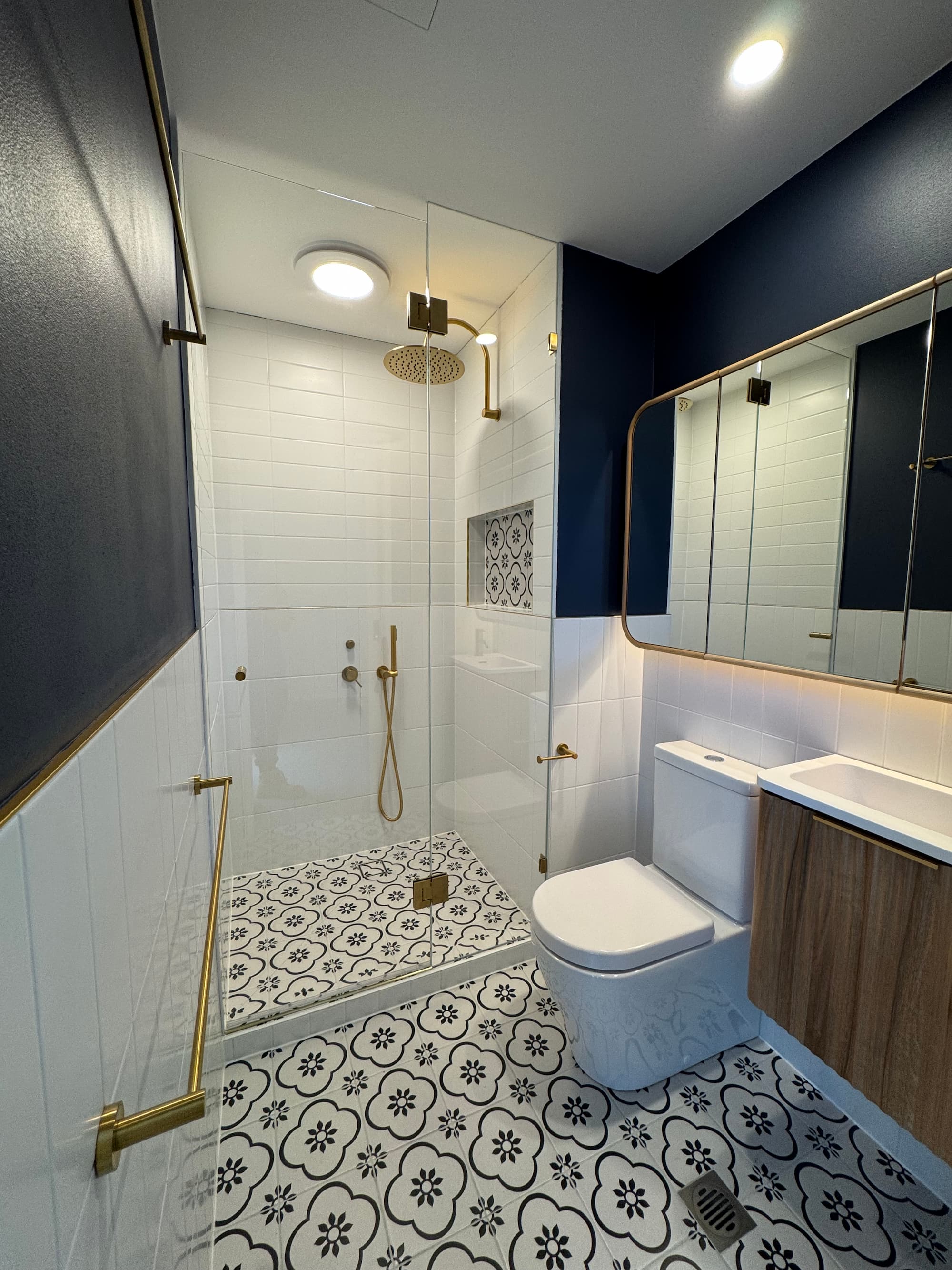 Kensington apartment bathroom renovation
